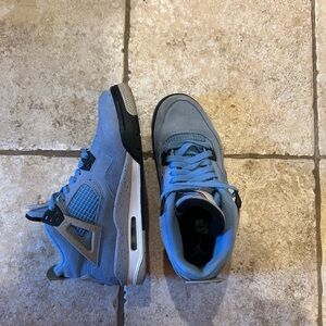 Jordan 4s